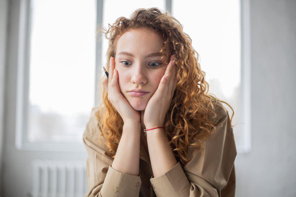 5 Kebiasaan yang Justru Membuat Hidup Semakin Rumit
