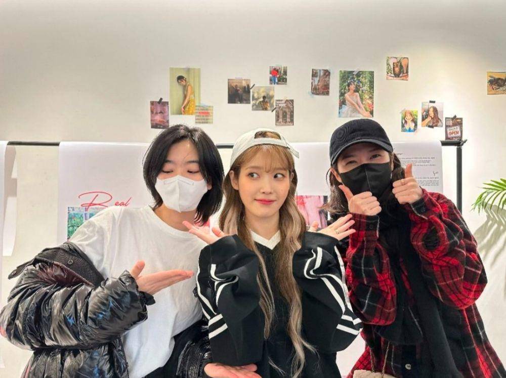 Lee Joo Young dan Park Eun Bin di konser IU (instagram.com/i_icaruswalks)