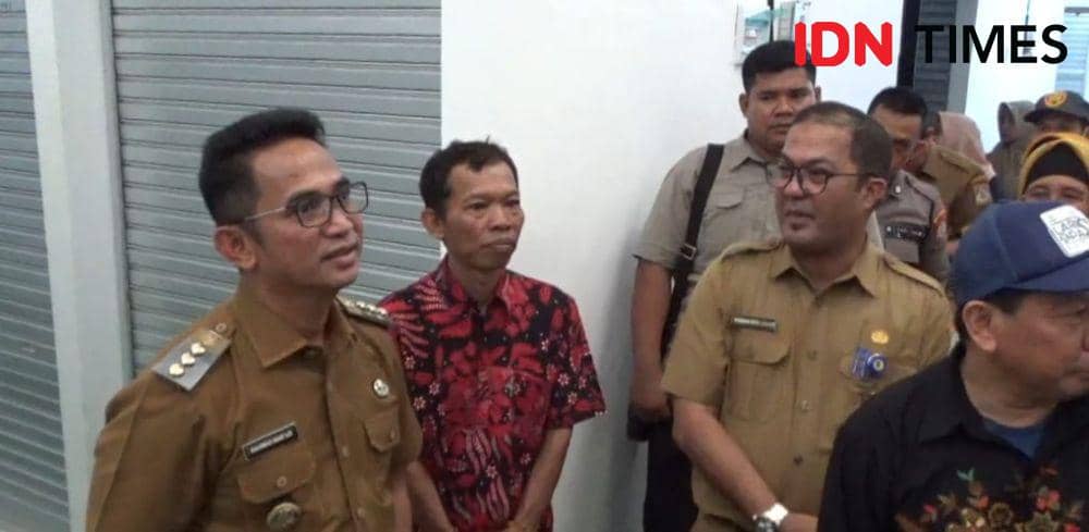 Wali Kota Balikpapan Rahmad Mas'ud meresmikan Blok A dan Blok B di Pasar Klandasan pada Senin 4 Maret 2024, Senin (4/3/2024). (IDN Times/Hilmansyah)