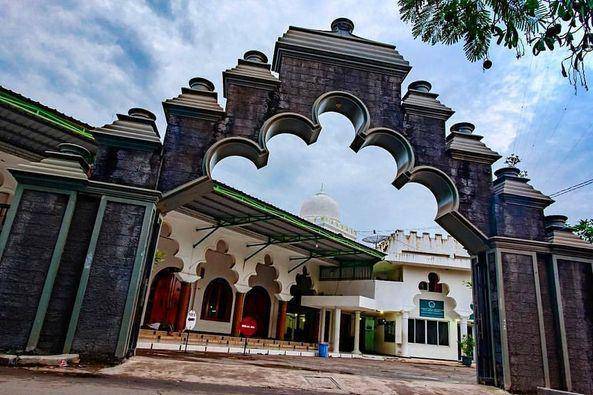 Masjid Rahmat. Facebook/Pesona Suroboyo