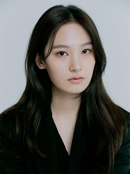 Lee Yu Ji (nooncompany.kr)