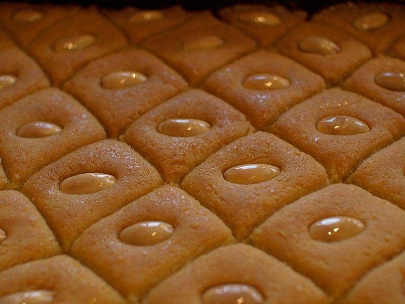 ilustrasi kue namoura (flickr.com/beyrouth)