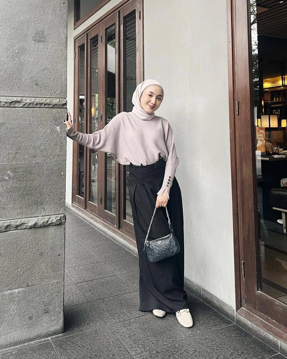 inspirasi OOTD ala Thafanya (instagram.com/thafanyads)
