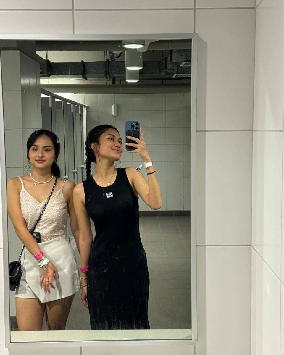 potret Azizah Salsha nonton konser Taylor Swift di Singapura (instagram.com/azizahsalsha_)