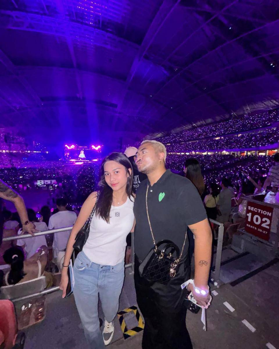potret Azizah Salsha nonton konser Taylor Swift di Singapura (instagram.com/azizahsalsha_)
