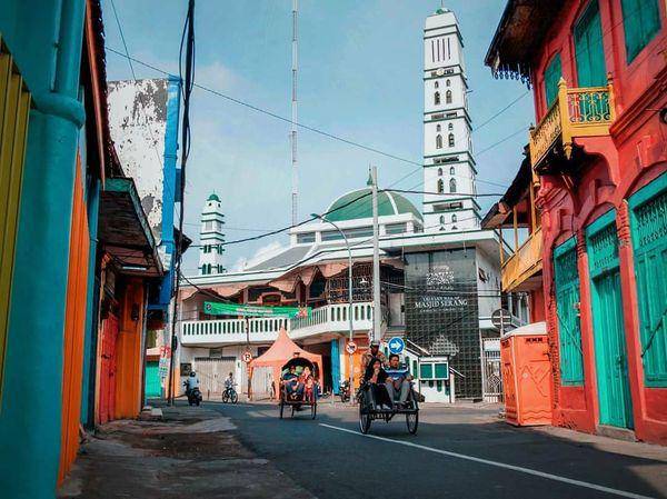 Masjid Serang. Facebook/Love Suroboyo