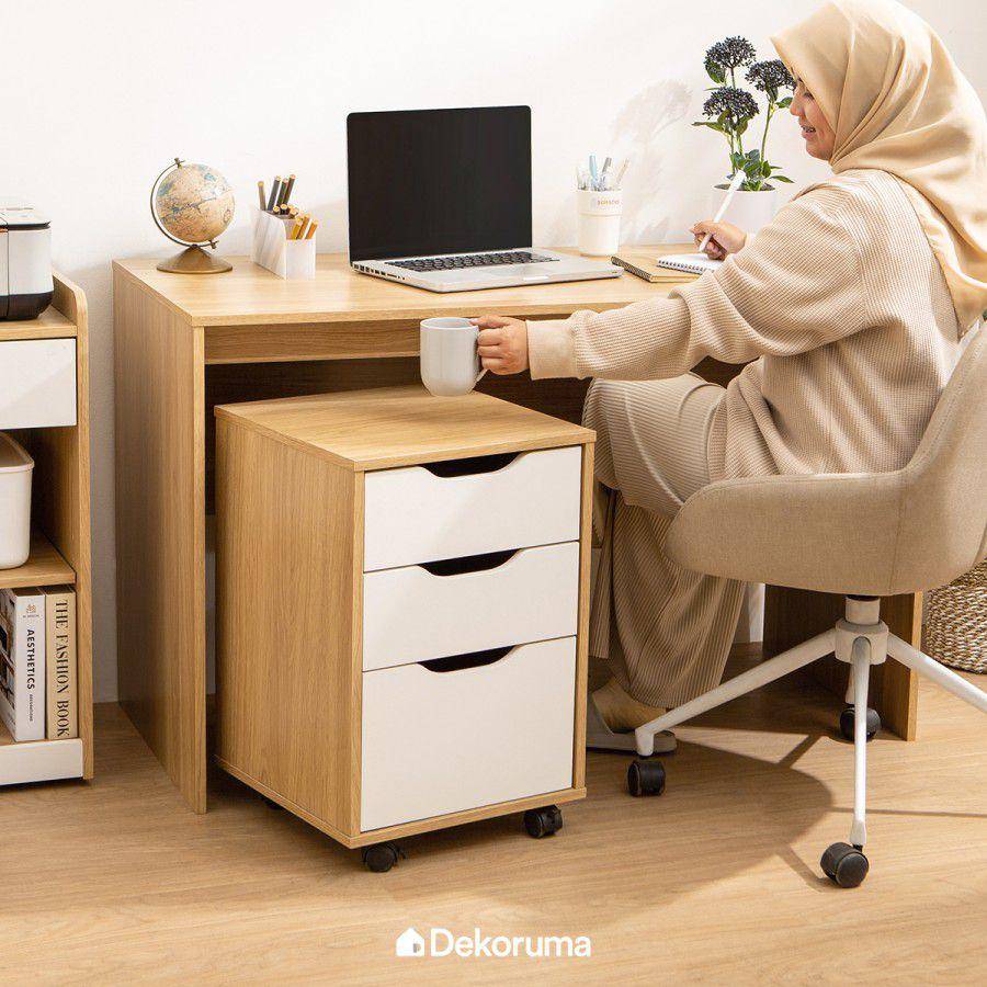 peralatan kantor yang permudah aktivitas kerja (tokopedia.com/Dekoruma Official Store)