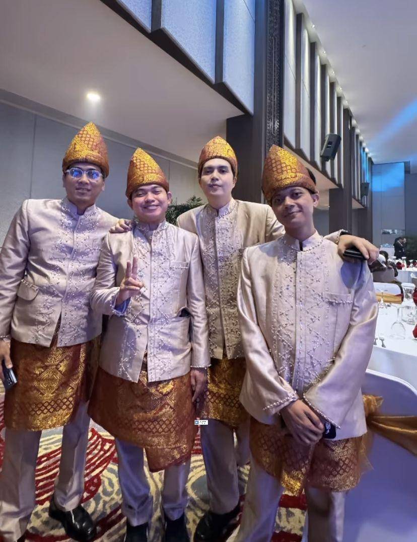 potret resepsi pernikahan Andika Mahesa dan Ayu di Lampung (Instagram.com/fifivang)