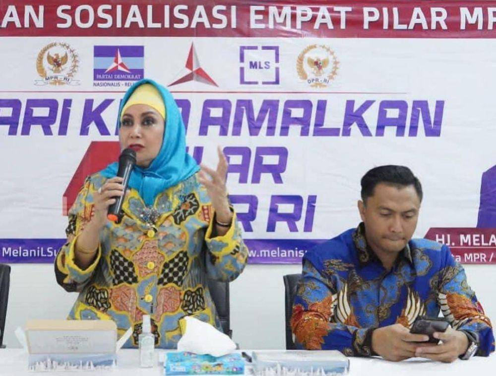 Caleg DPR RI nomor urut 1 dapil DKI Jakarta 2, Melani Leimena Suharli dan Caleg DPRD DKI Jakarta nomor urut 1 dapil DKI Jakarta 7, Ali Muhammad (Instagram/Melani)