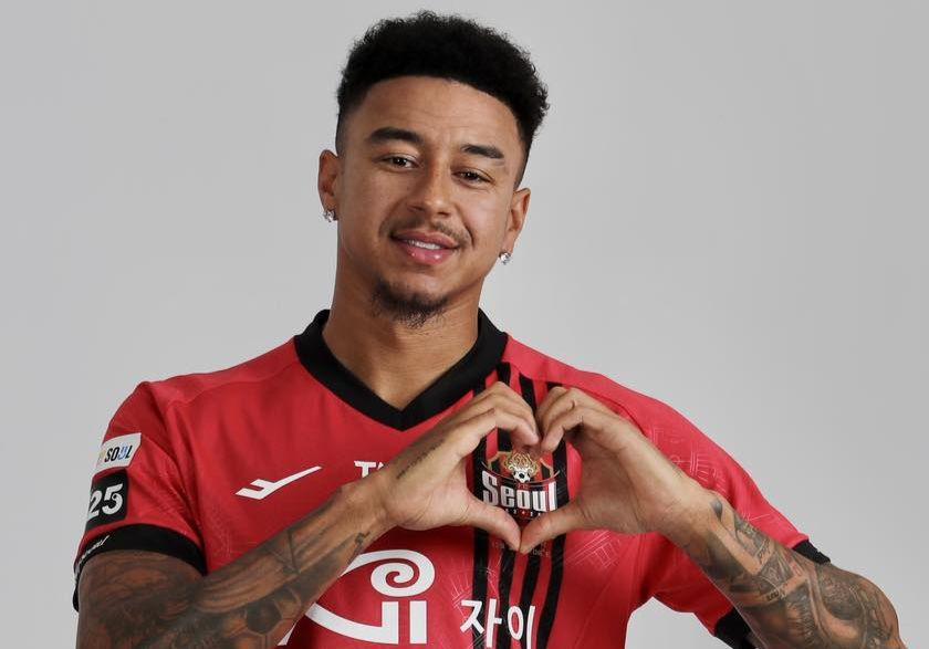 6 Eks Manchester United Terakhir yang Pernah Berkarier di Asia
