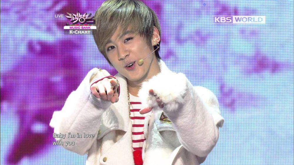 cuplikan special stage Music Bank (youtube.com/KBS WORLD TV)