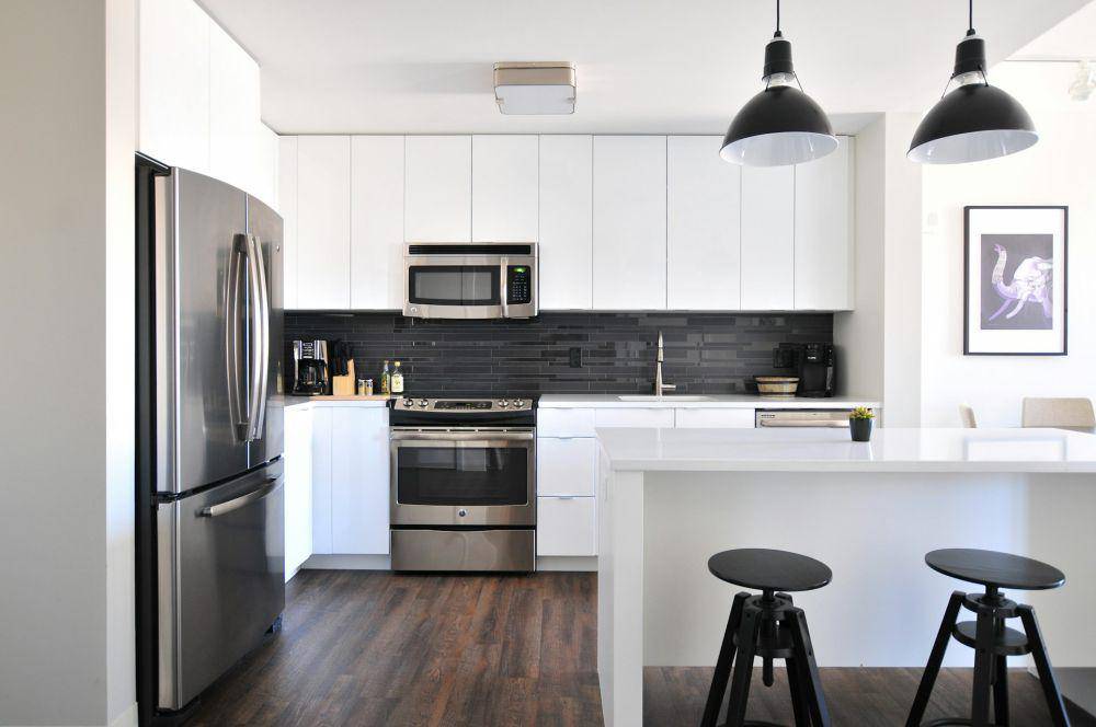 ide dapur modern (unsplash.com/Naomi Hébert)