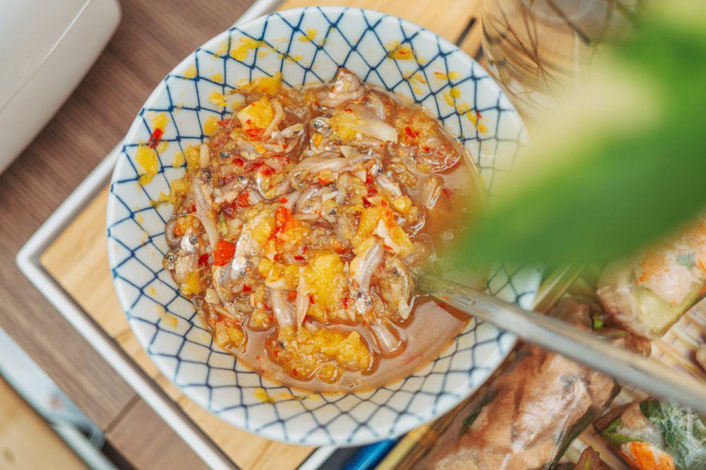 5 Tips Membuat Sambal Teri Basah yang Maknyus, Pedasnya Nagih!