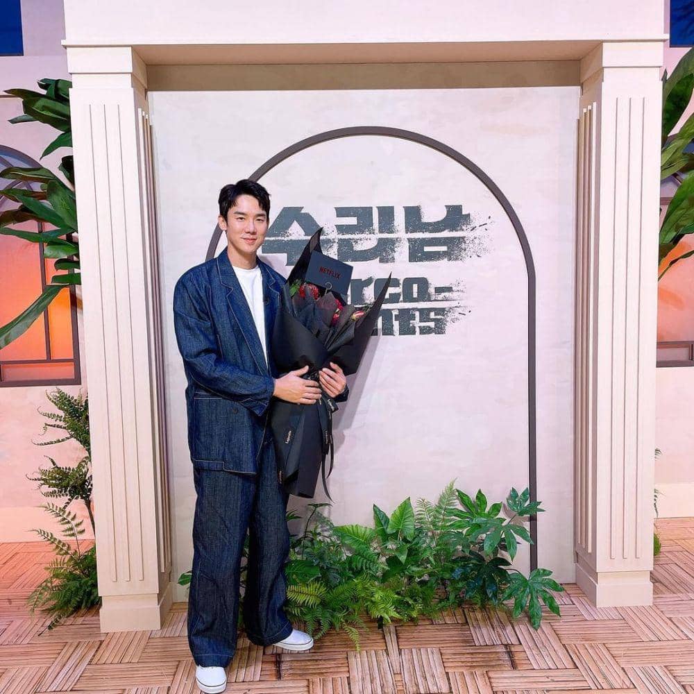 outfit semi formal ala Yoo Yeon Seok (instagram.com/yoo_yeonseok)