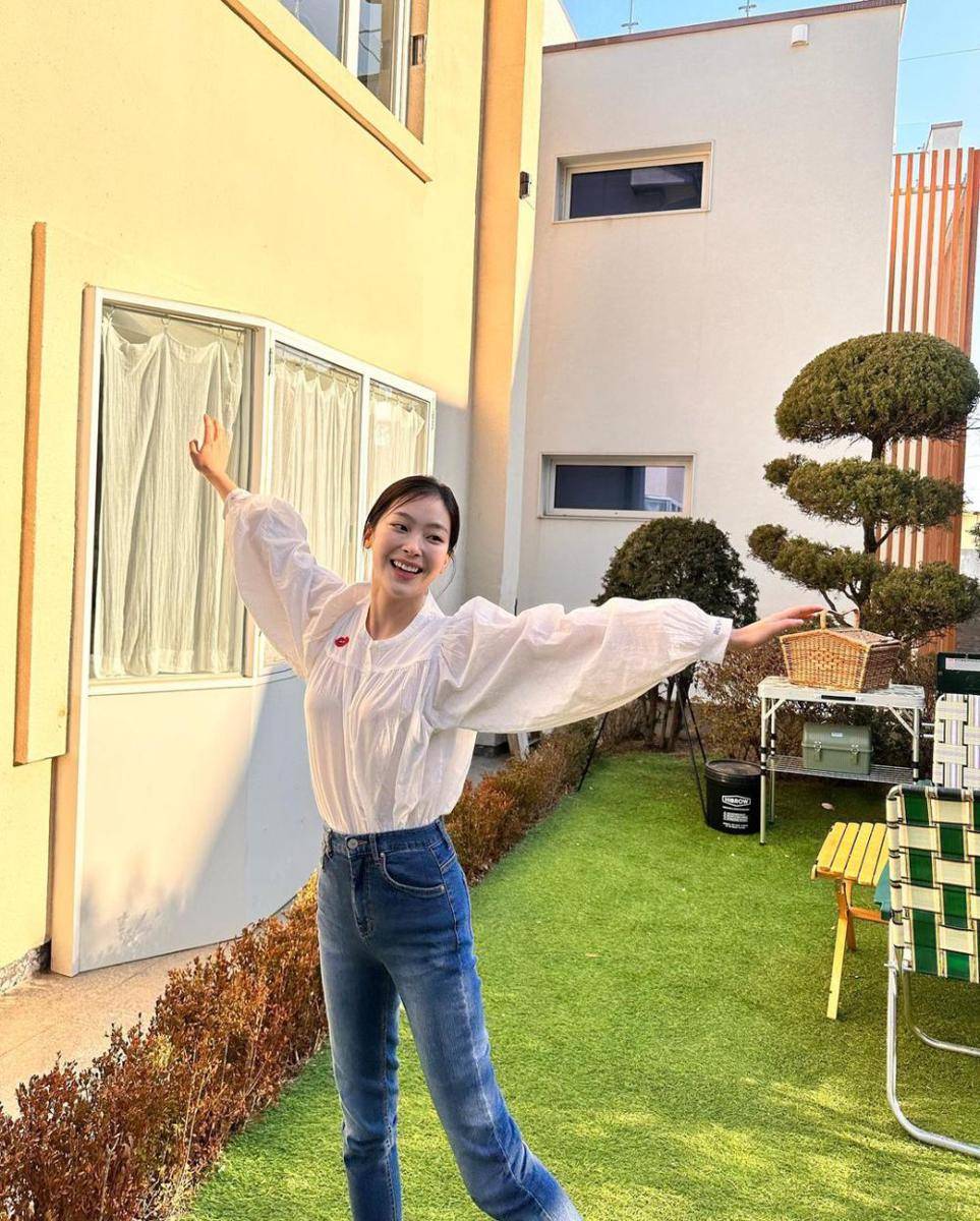 Choi Hee Jin (instagram.com/heee_jjinn)