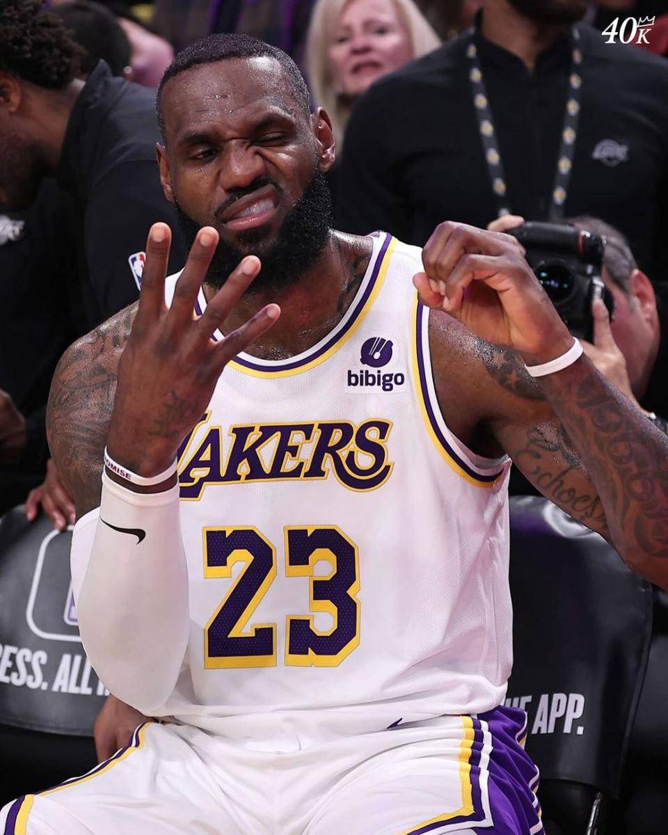 LeBron James (instagram.com/lakers)