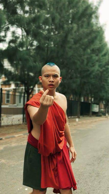 potret Cellos cosplay jadi Aang Avatar (instagram.com/celloszxz)