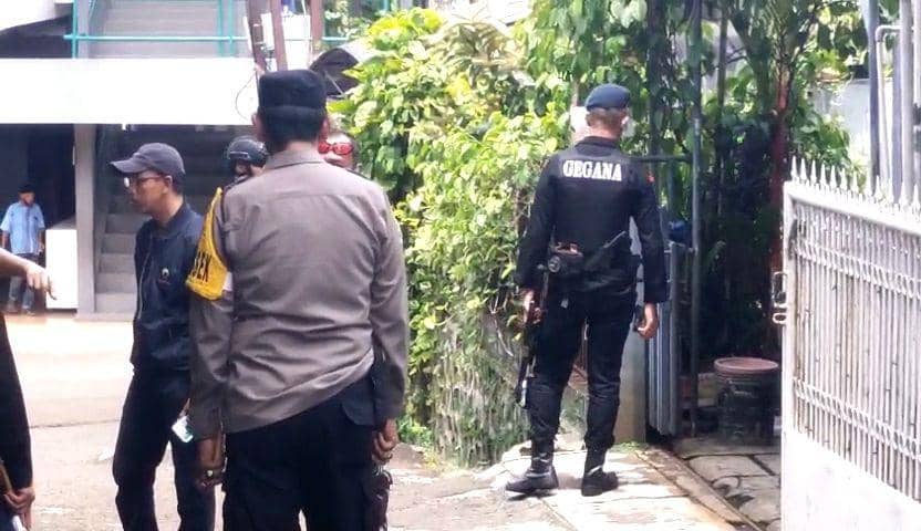 Heboh Dukun Santet di Tangsel Miliki Senpi Dan Alat Peledak