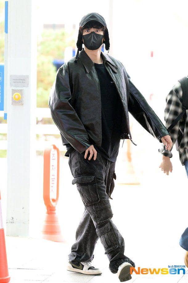 airport fashion ala Chanyeol EXO (dok. m.news.nate.com/Jisoo Jin)