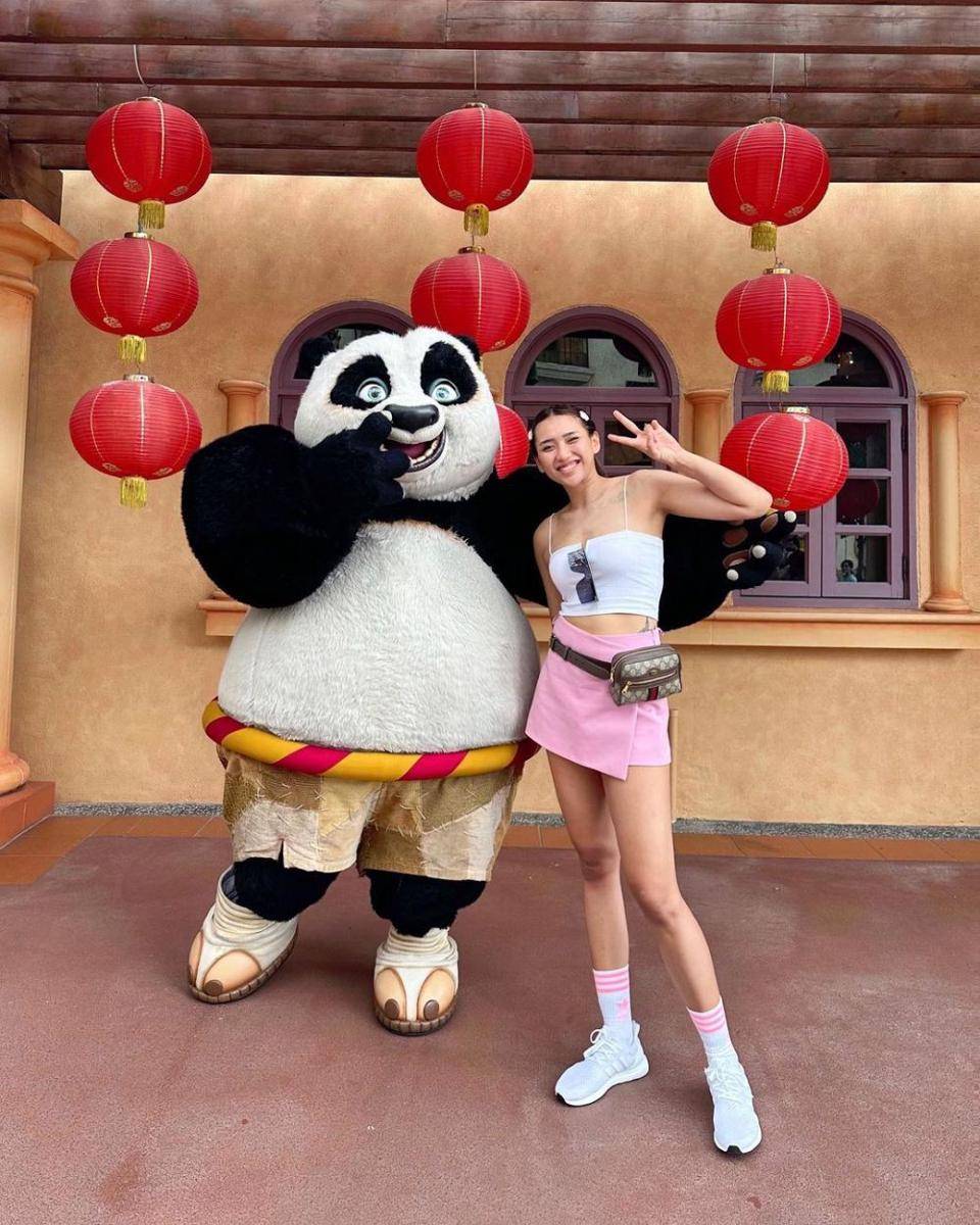 Yolla Yuliana (instagram.com/yollayuliana1515)