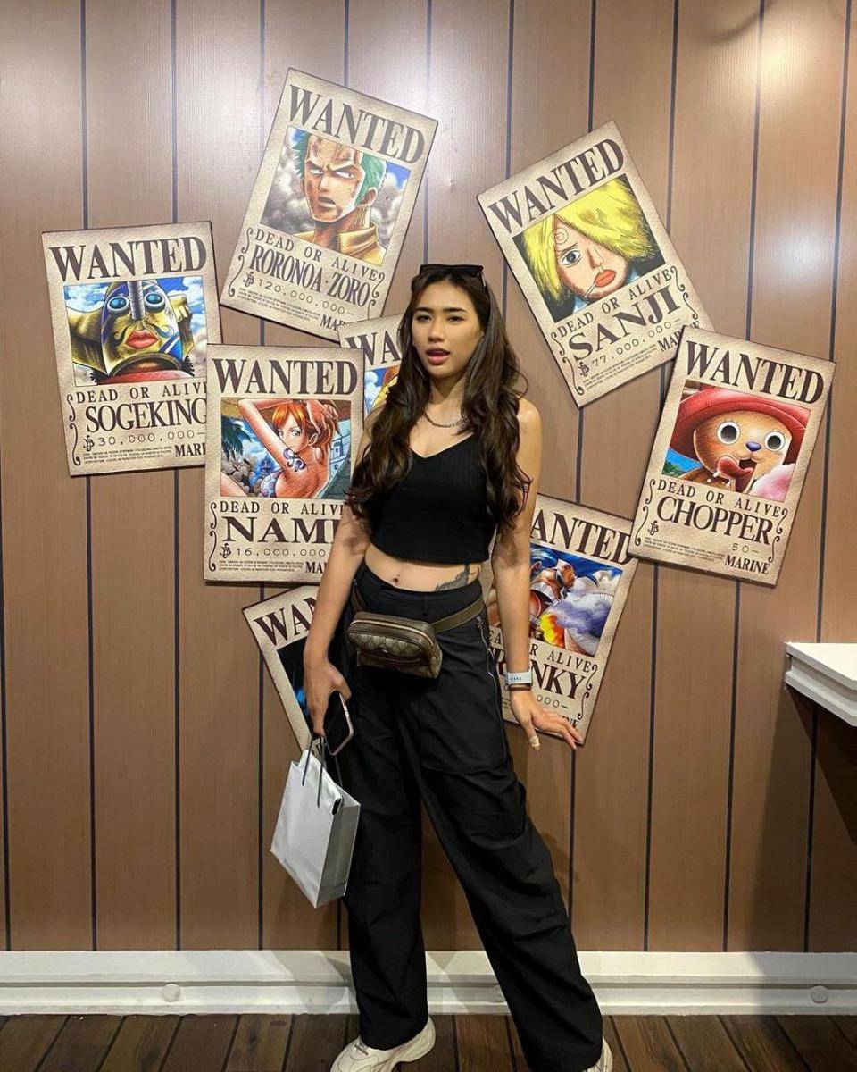 Yolla Yuliana (instagram.com/yollayuliana1515)