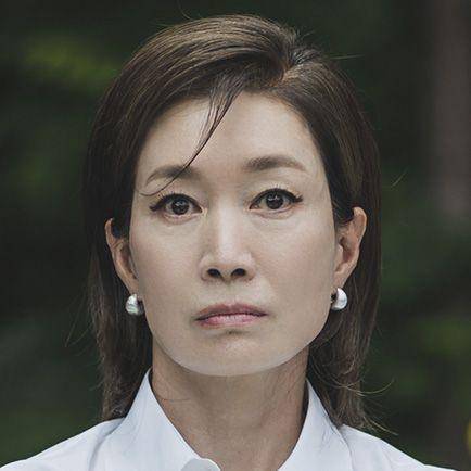 cuplikan Na Young Hee di drakor Queen of Tears (dok. tvN/눈물의 여왕)