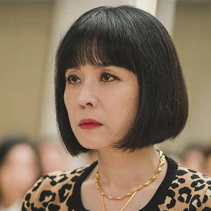 cuplikan Kim Jung Nan di drakor Queen of Tears (dok. tvN/눈물의 여왕)