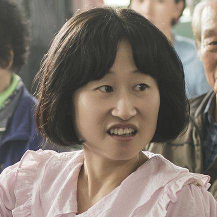 cuplikan Lee Ji Hye di drakor Queen of Tears (dok. tvN/눈물의 여왕)