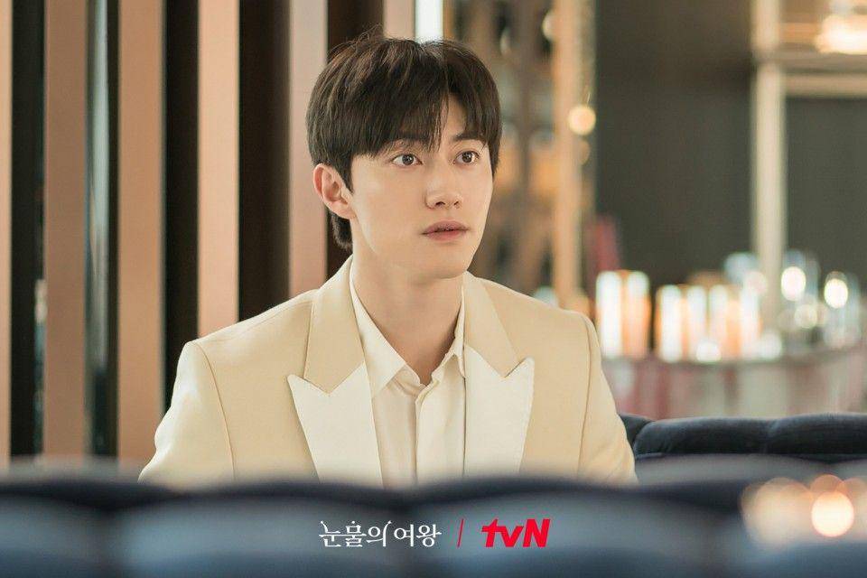 cuplikan Kwak Dong Yeon di drakor Queen of Tears (dok. tvN/눈물의 여왕)