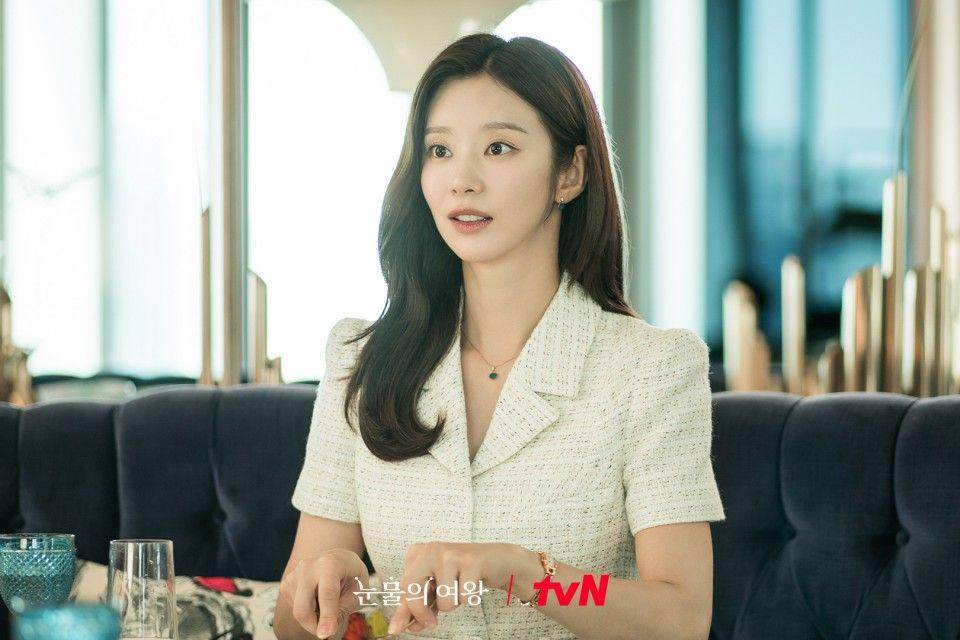 cuplikan Lee Joo Bin di drakor Queen of Tears (dok. tvN/눈물의 여왕)
