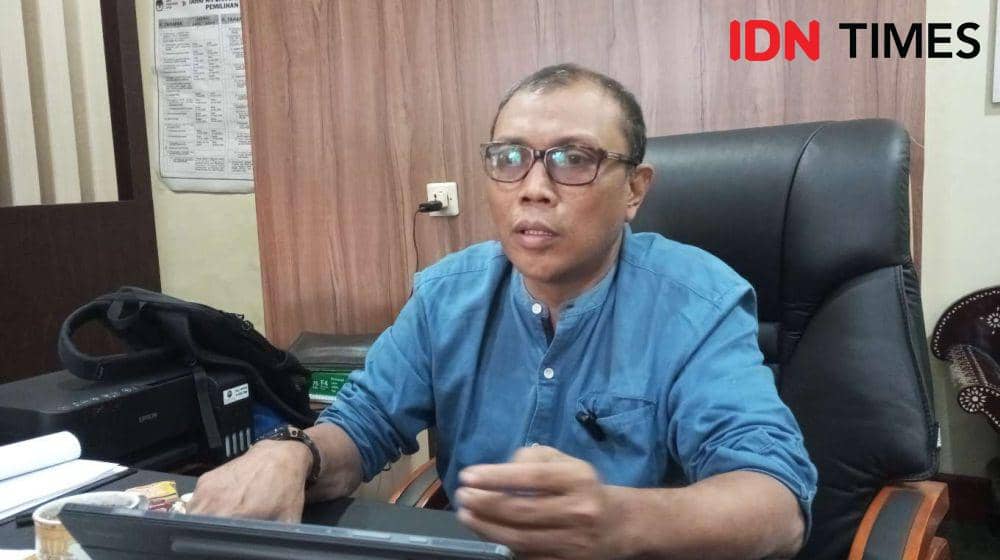 Ketua KPU NTB Muhammad Khuwailid. (IDN Times/Muhammad Nasir)