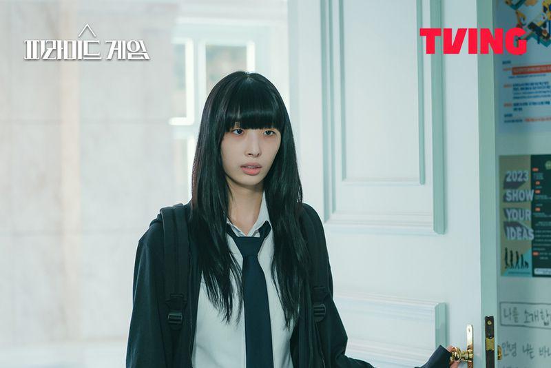 5 Bukti Kepolosan Myung Ja Eun di Drakor Pyramid Game