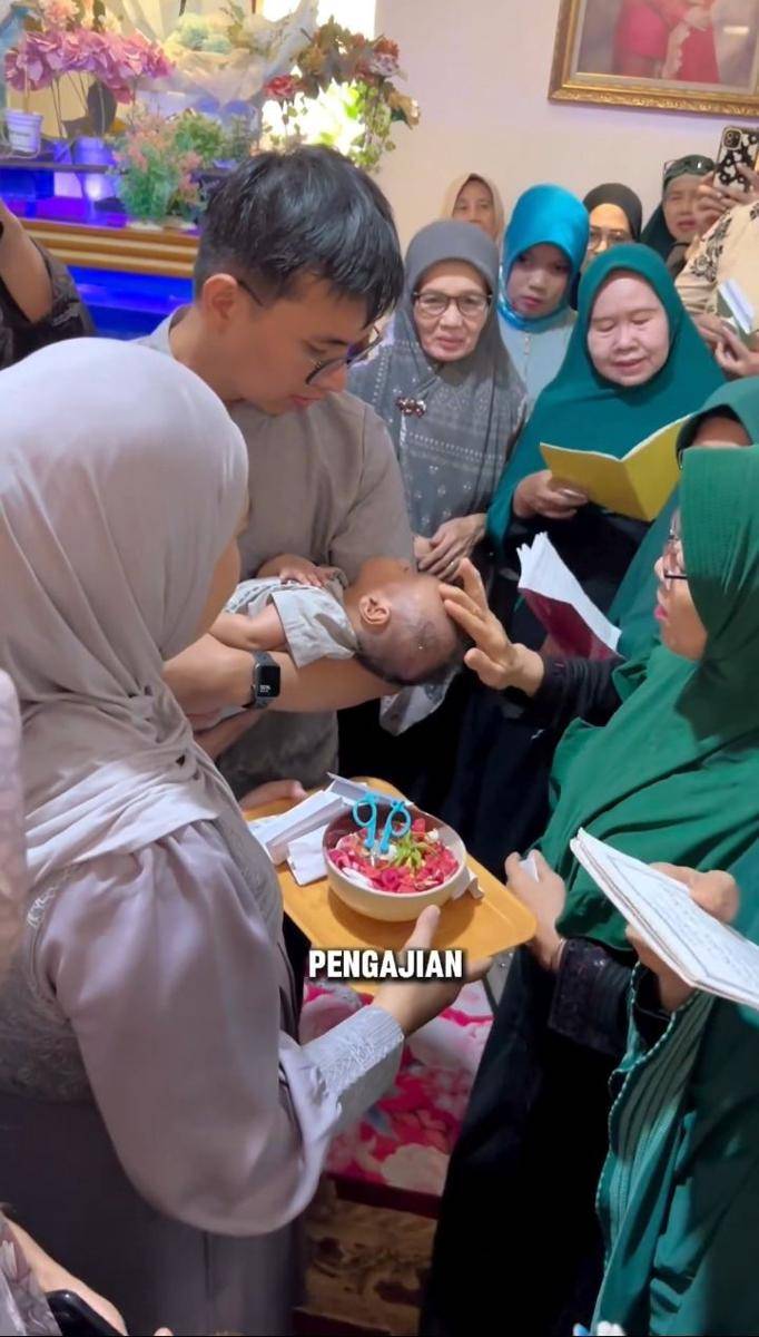 Aqiqah anak Mumuk (Instagram.com/enoretra)