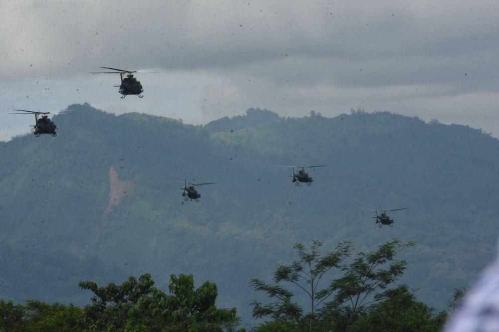 Pesawat Tempur TNI AD Unjuk Kemampuan di Hadapan KSAD