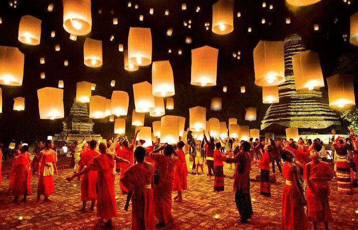 Yi Peng Festival (instagram.com/morethanphuket)