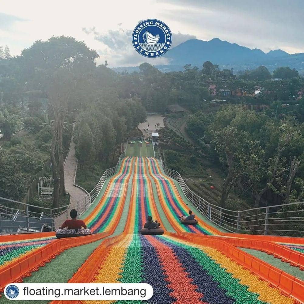 Ilustrasi floating market Lembang (instagram.com/gobook.viladagopakar)