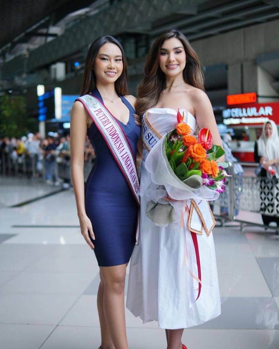 Potret Ratu Dunia Tiba di Bandara Soetta untuk Puteri Indonesia 2024 (Instagram.com/officialputeriindonesia)