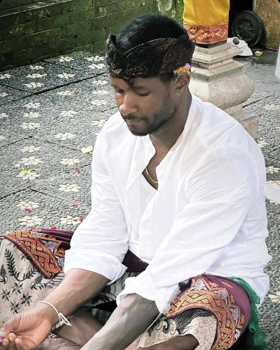 potret Usher di Bali (instagram.com/unclerush)