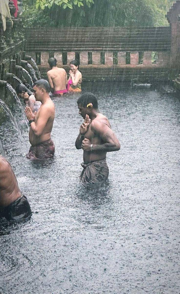 potret Usher di Bali (instagram.com/usher)