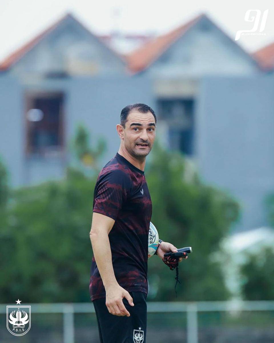 Pelatih kepala PSIS Semarang, Gilbert Agius. (dok. PSIS)