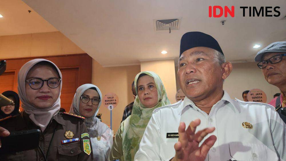 Wali Kota Depok, Mohammad Idris usai mengikuti kegiatan Pemerintahan Kota Depok di gedung Baleka Kota Depok. (IDNTimes/Dicky)