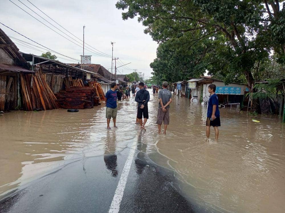 4 Kecamatan di Cirebon Teredam Banjir, Satu Orang Meninggal