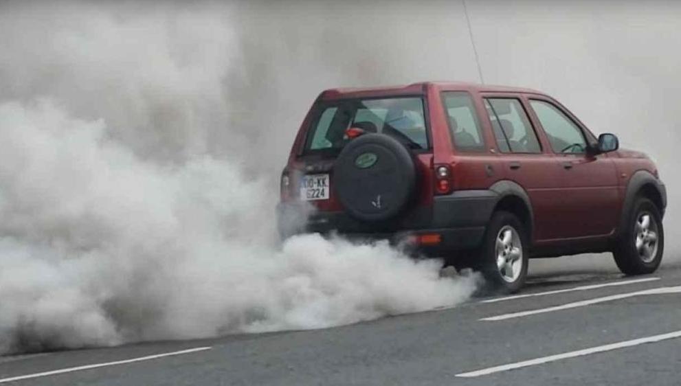 Penyebab Diesel Runaway, Bikin Asap Putih Terus Menyembur