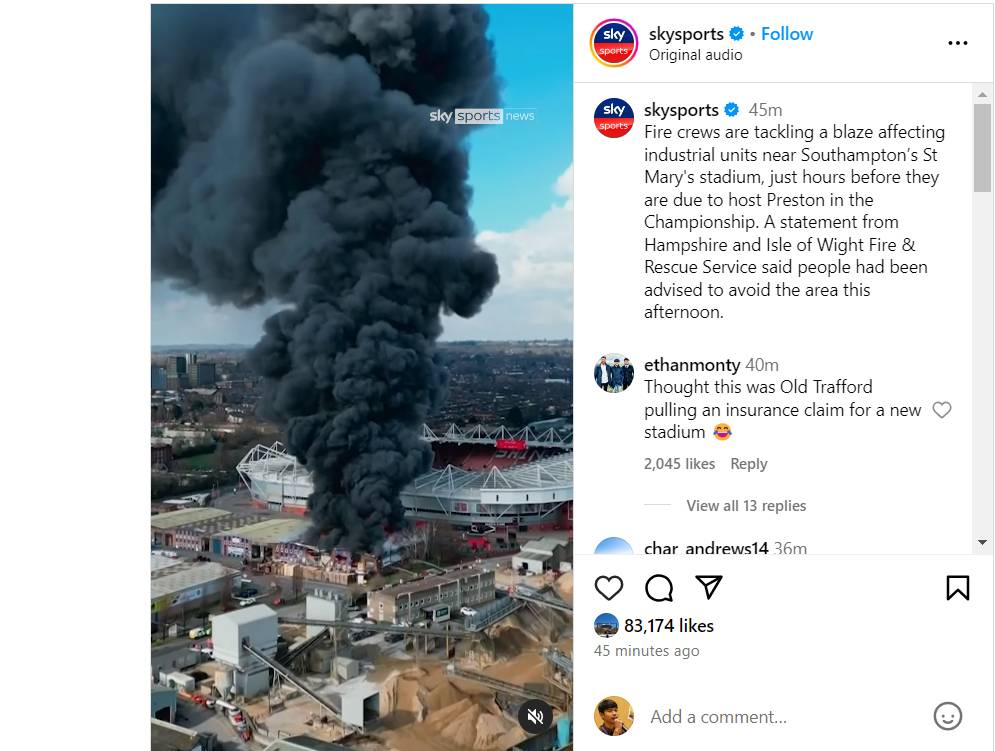 Tangkapan layar kebakaran di sekitar stadion Southampton’s St Mary's (Instagram/Skysports)