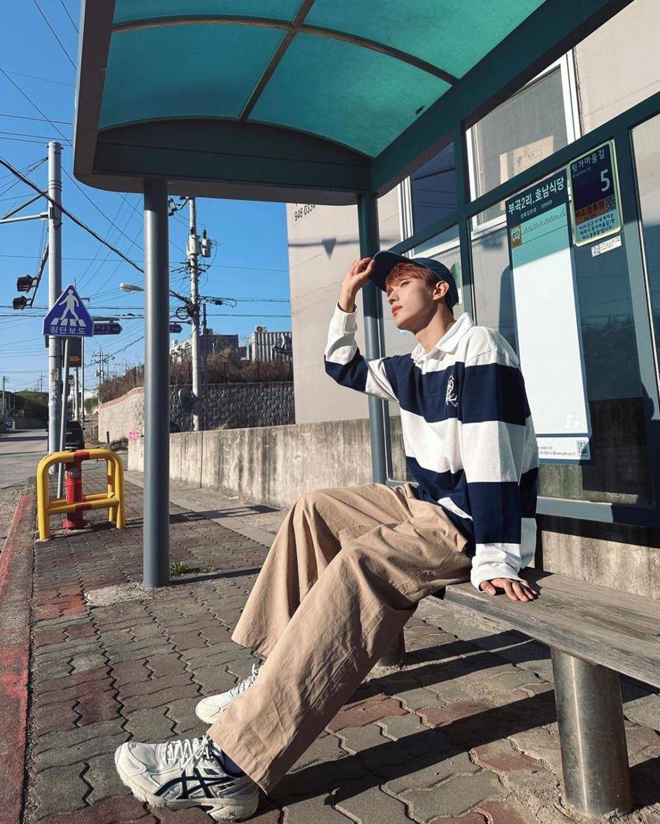 OOTD pakai baseball cap ala DK SEVENTEEN (instagram.com/dk_is_dokyeom)
