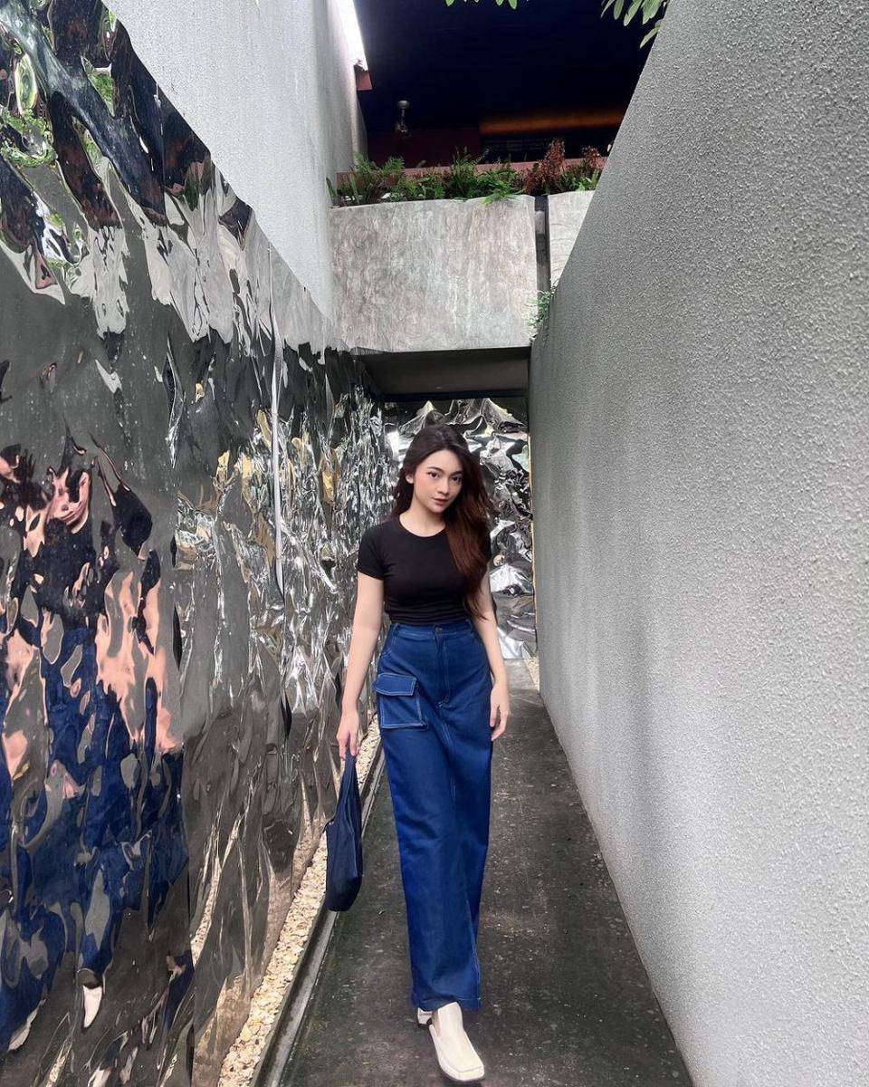 Alvita Marsha Haz (instagram.com/alvitamarsha)