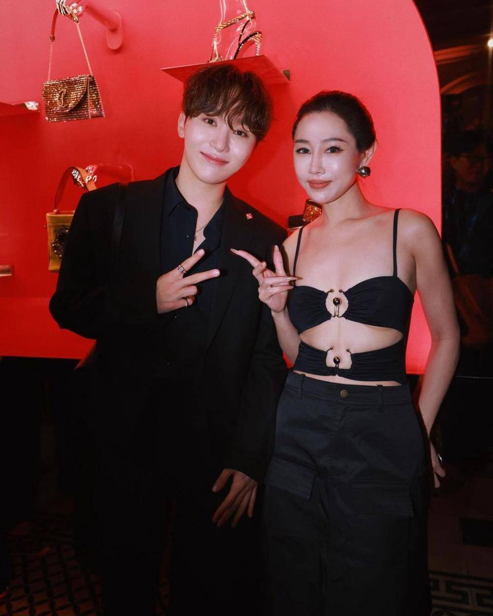 Seungkwan SEVENTEEN dan Paris Wang di Paris Fashion Week 2024 (instagram.com/urruolan)