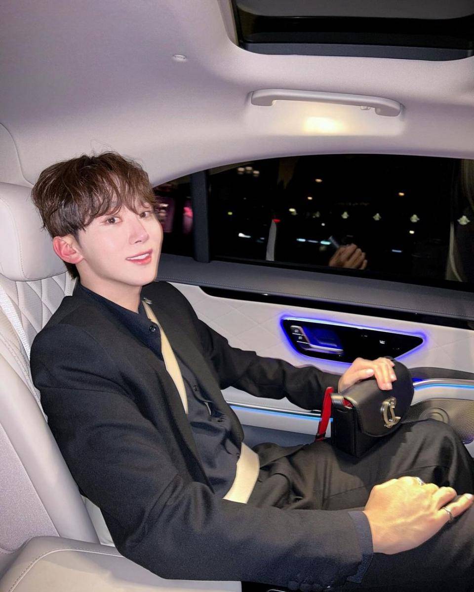 Seungkwan SEVENTEEN di Paris Fashion Week 2024 (instagram.com/pledis_boos)