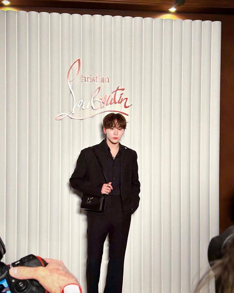 Seungkwan SEVENTEEN di Paris Fashion Week 2024 (instagram.com/pledis_boos)