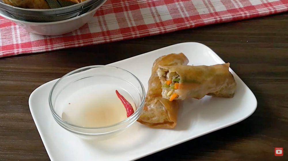 lumpiang prito (YouTube.com/ Kawaling Pinoy)